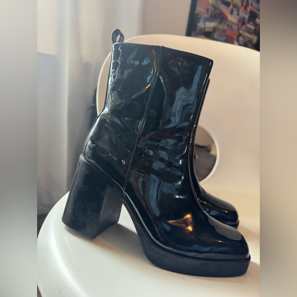 Black Ankle Boot Heels